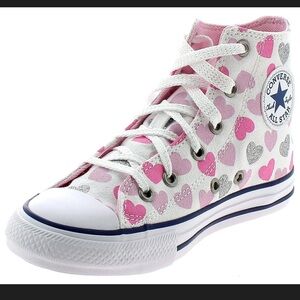 Converse Heartsfall Chuck Taylor All Star (White Size 3) Junior Canvas Shoe